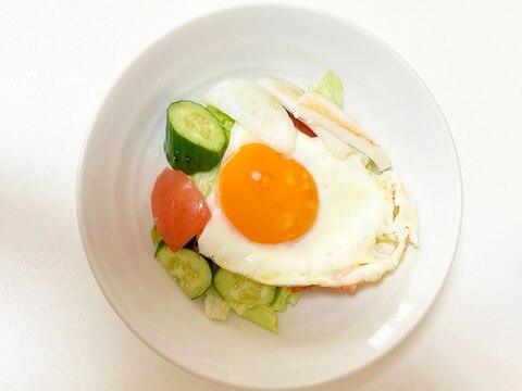 野菜・練り物・目玉焼き